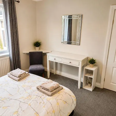 بيت للعطل Beechwood House
